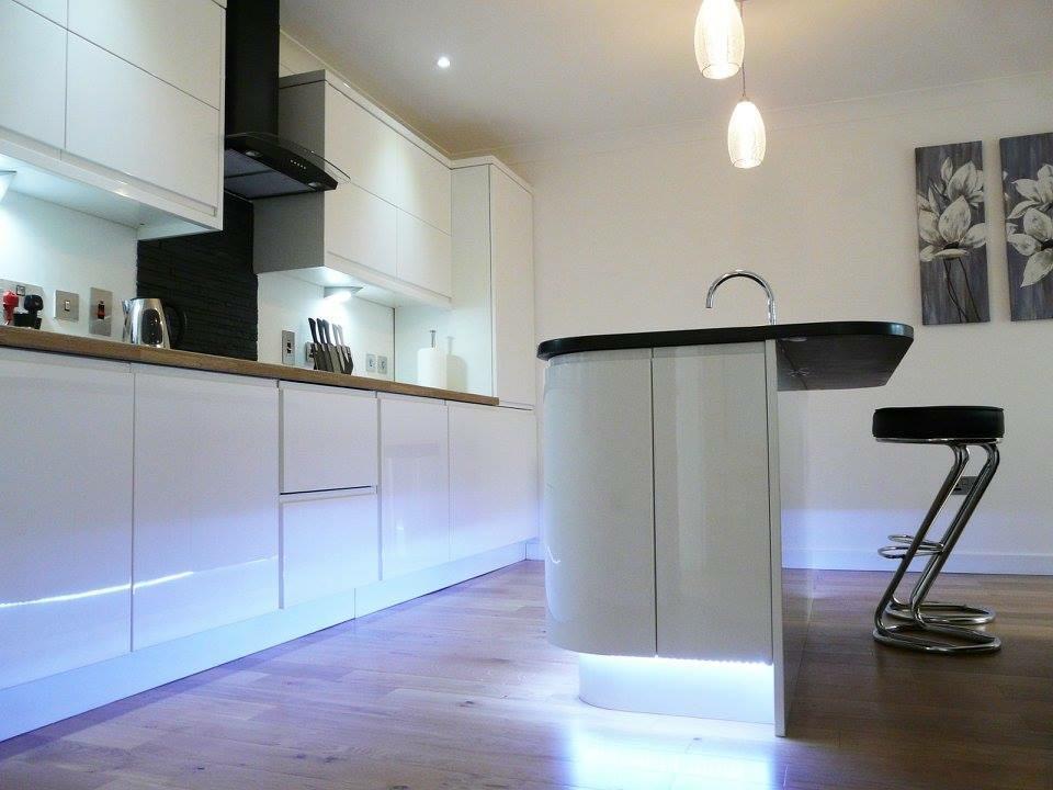 Charming 1Br Cottage With Garden, Spacious Rooms - Part Of Langley Serviced Apartments Several Properties In Wick Wick  Eksteriør billede
